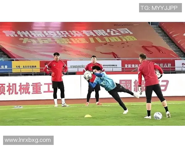 镇江体育馆精彩足球比赛直播全程回顾与赛后精彩分析