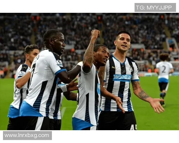 巴尔德斯与马里亚加的精彩对决揭示足球战术的博弈与魅力